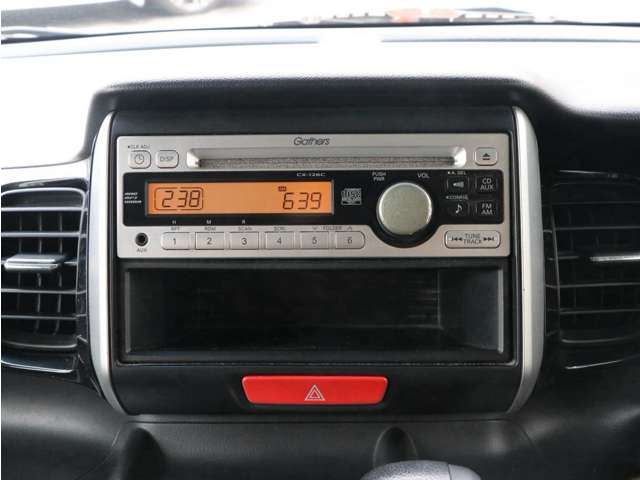 2012 Honda N-BOX — миниатюра 17