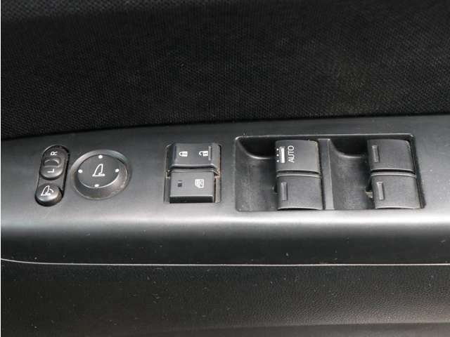 2012 Honda N-BOX — миниатюра 18