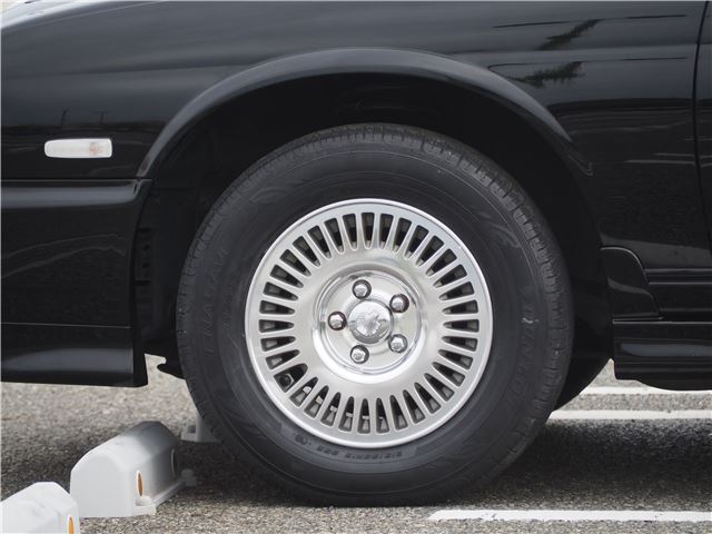 1996 Nissan CIMA — миниатюра 12