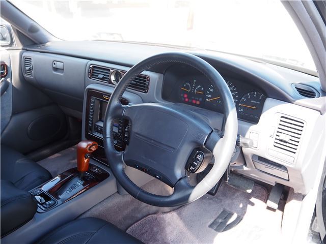 1996 Nissan CIMA — миниатюра 18