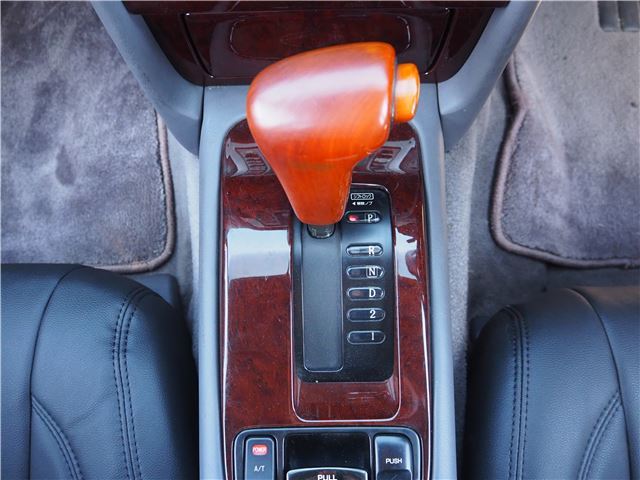 1996 Nissan CIMA — миниатюра 27