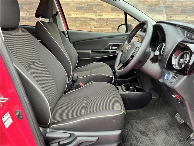2018 Toyota VITZ 照片 10