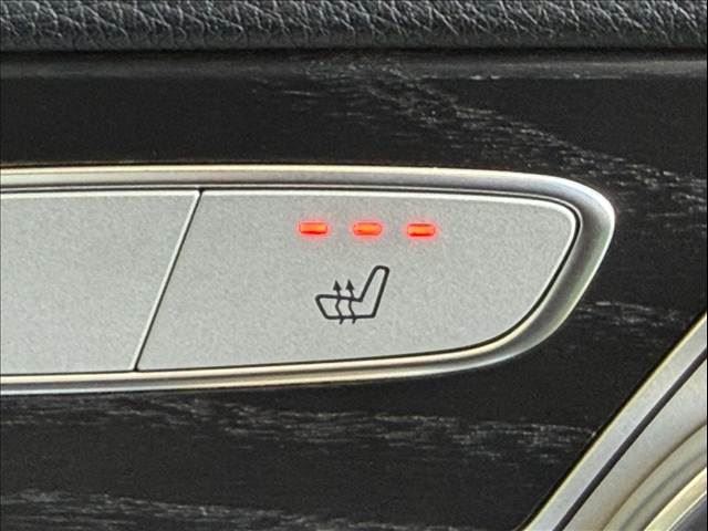 صورة 9 لـ 2019 Mercedes-BENZ C-CLASS