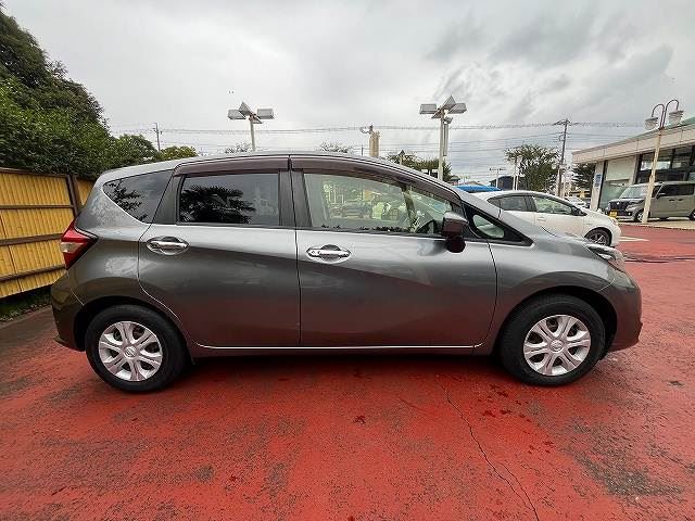 صورة 7 لـ 1989 Nissan NOTE