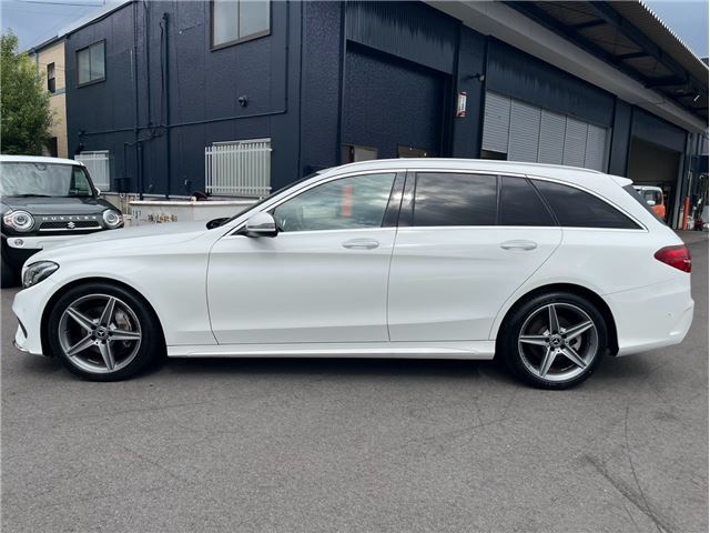 صورة 4 لـ 2017 Mercedes-BENZ C-CLASS