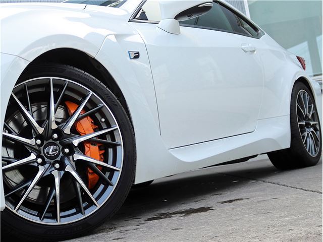 صورة مصغرة 14 لـ 2016 Lexus RC F