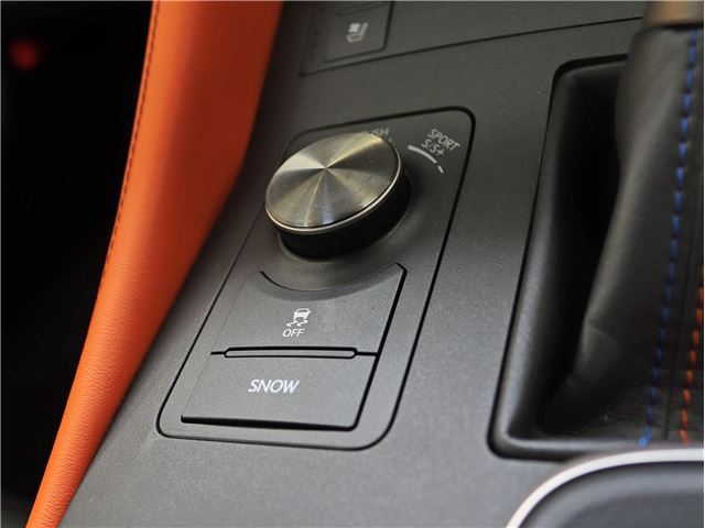 صورة مصغرة 39 لـ 2016 Lexus RC F