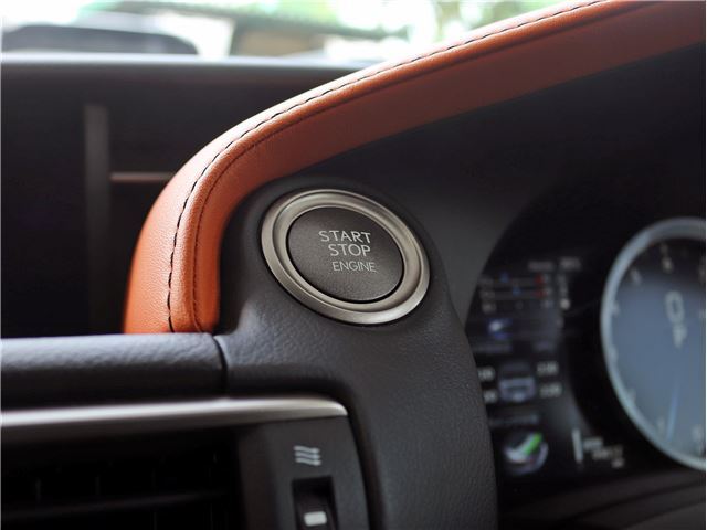 صورة مصغرة 41 لـ 2016 Lexus RC F