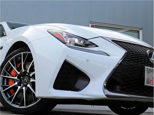 2016 Lexus RC F photo 9