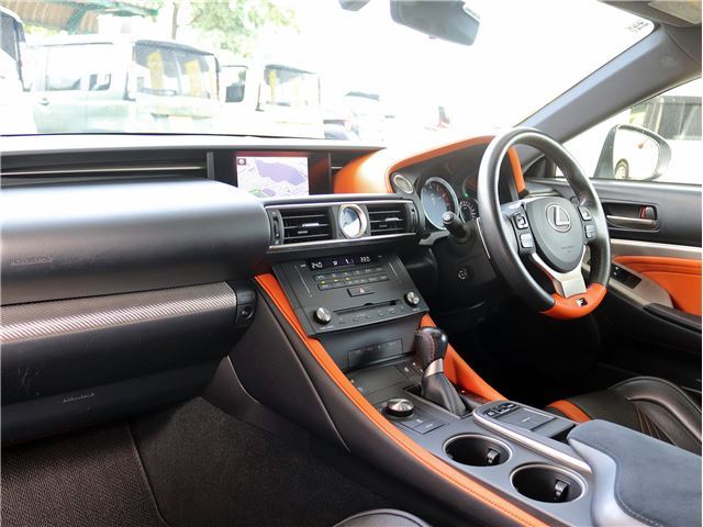 2016 Lexus RC F photo 4