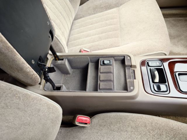 1994 Nissan CIMA 缩略图 25