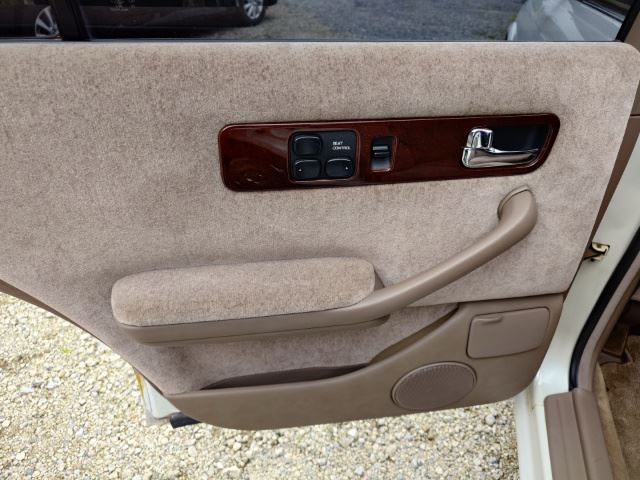 1994 Nissan CIMA 缩略图 38