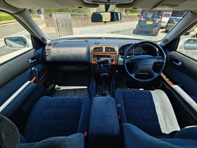 صورة مصغرة 18 لـ 1996 Nissan GLORIA