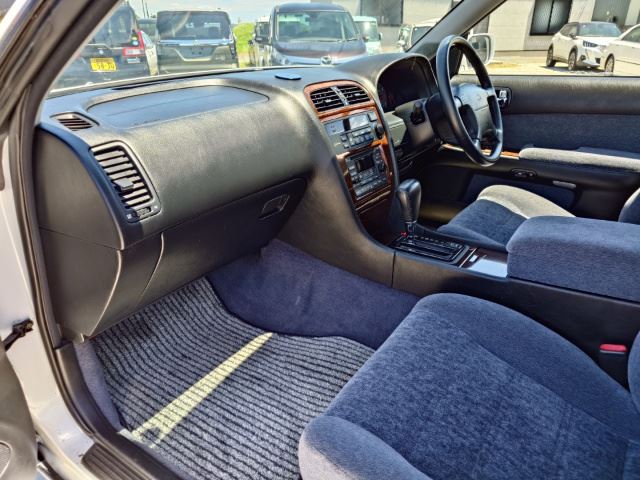 صورة مصغرة 31 لـ 1996 Nissan GLORIA