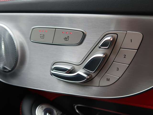 صورة 8 لـ 2016 Mercedes-BENZ C-CLASS