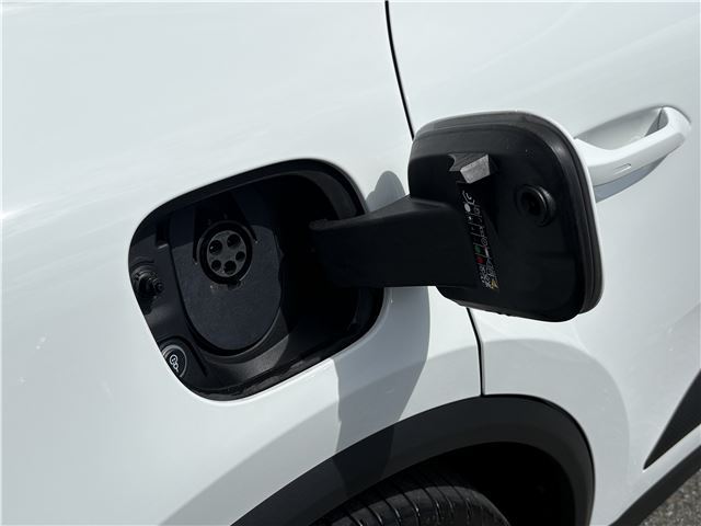 صورة مصغرة 15 لـ 2025 Porsche MACAN ELECTRIC