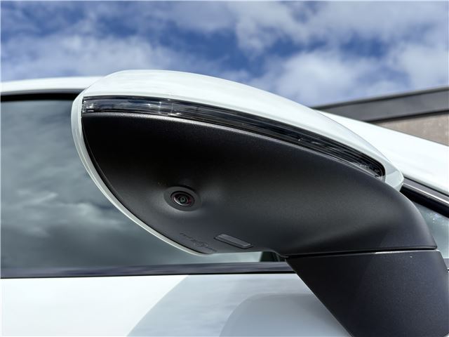 صورة مصغرة 13 لـ 2025 Porsche MACAN ELECTRIC