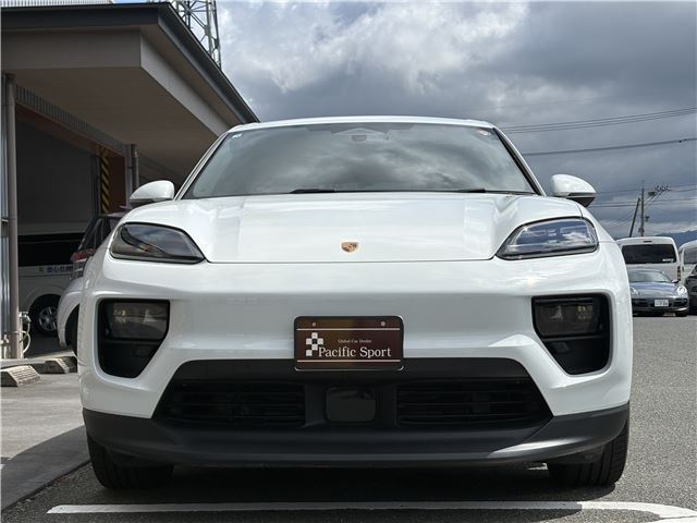 2025 Porsche MACAN ELECTRIC — фото 2