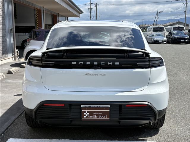 صورة مصغرة 44 لـ 2025 Porsche MACAN ELECTRIC