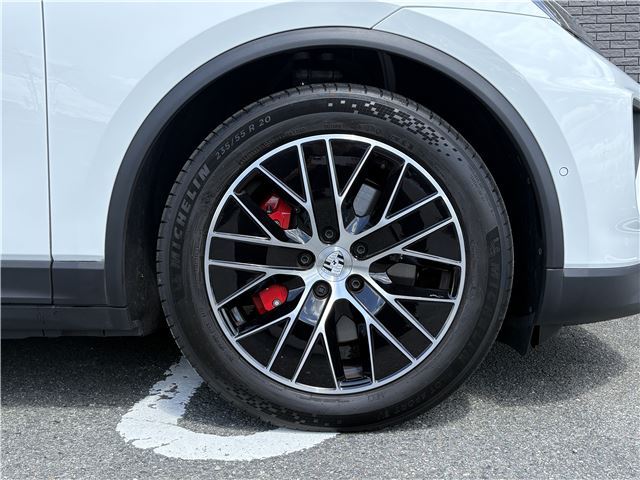 صورة مصغرة 48 لـ 2025 Porsche MACAN ELECTRIC