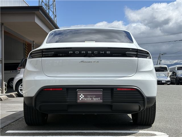 2025 Porsche MACAN ELECTRIC — фото 6