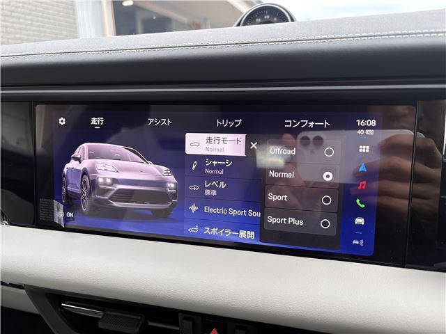 صورة مصغرة 24 لـ 2025 Porsche MACAN ELECTRIC