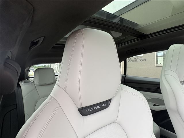 صورة مصغرة 37 لـ 2025 Porsche MACAN ELECTRIC