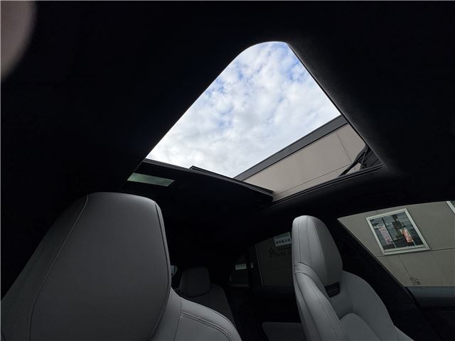 صورة مصغرة 39 لـ 2025 Porsche MACAN ELECTRIC