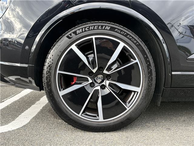 صورة مصغرة 48 لـ 2025 Porsche MACAN ELECTRIC