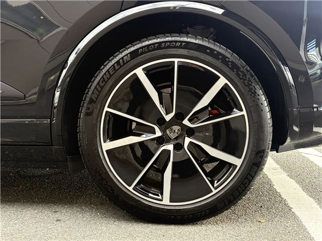 صورة مصغرة 49 لـ 2025 Porsche MACAN ELECTRIC