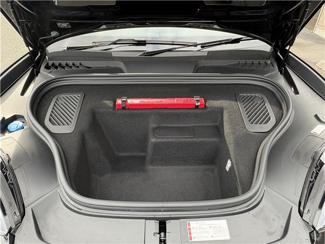 صورة مصغرة 51 لـ 2025 Porsche MACAN ELECTRIC