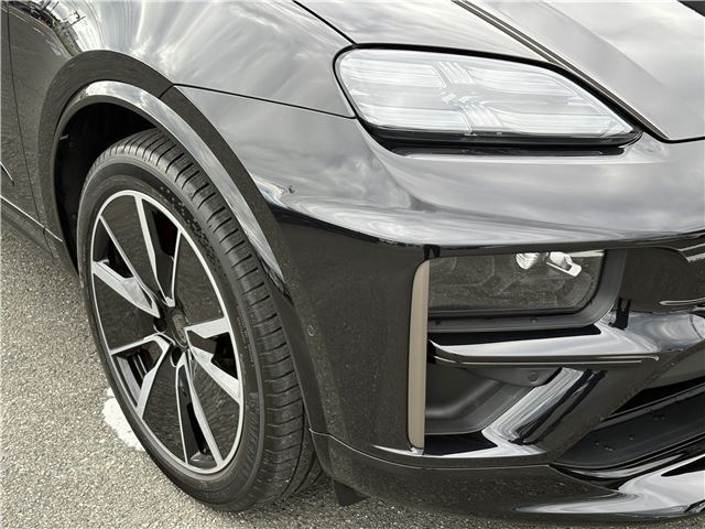 2025 Porsche MACAN ELECTRIC — фото 10