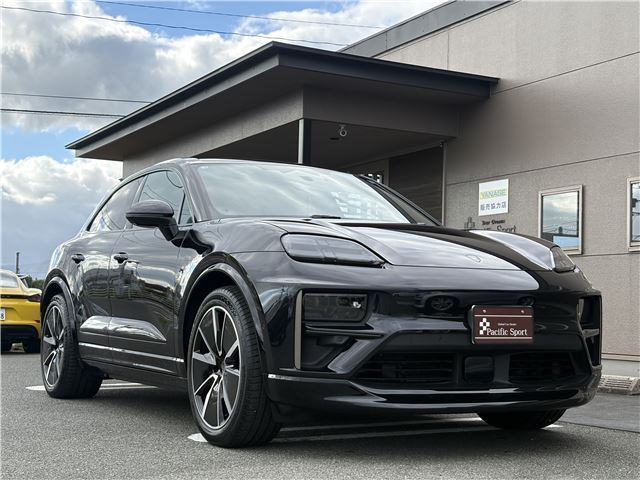 2025 Porsche MACAN ELECTRIC — фото 9