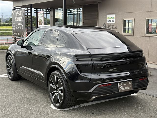 2025 Porsche MACAN ELECTRIC — фото 5