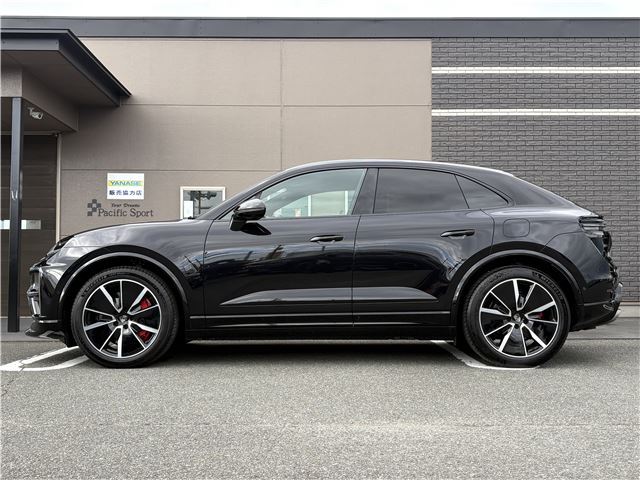 2025 Porsche MACAN ELECTRIC — фото 4