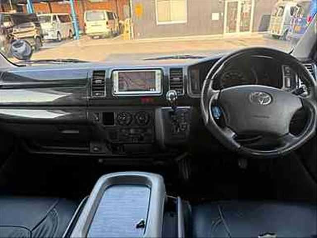 صورة 3 لـ 2006 Toyota HIACE
