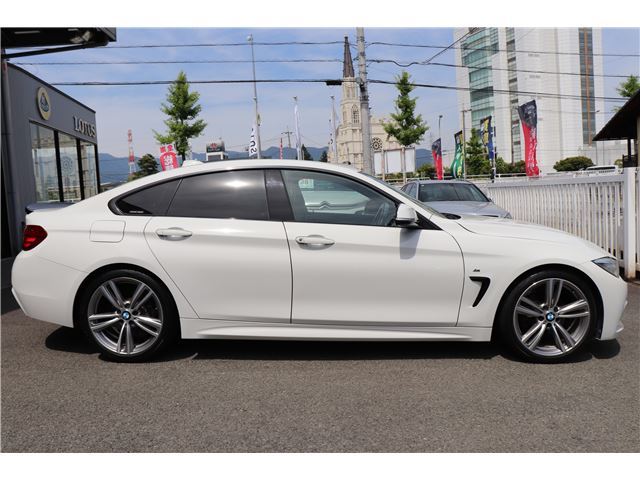 2016 BMW 4 SERIES 照片 9