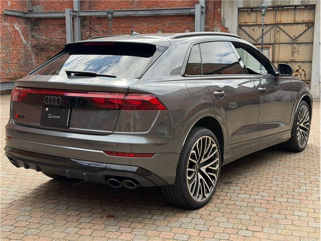 2024 AUDI SQ8 photo 2