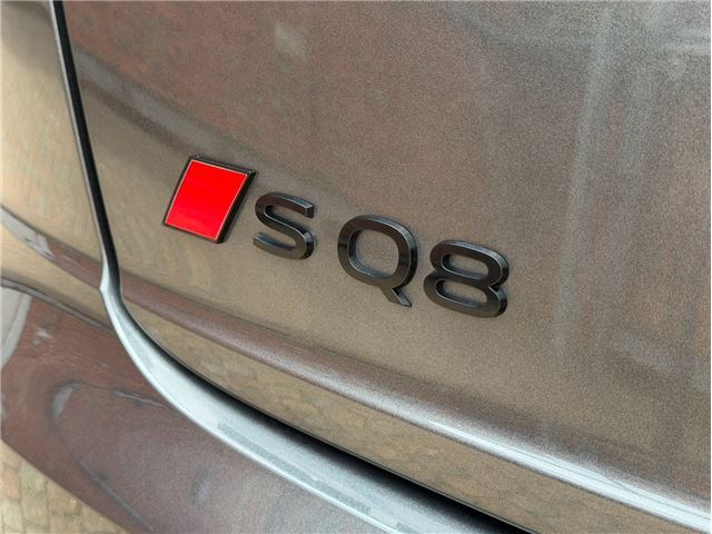 2024 AUDI SQ8 photo 7