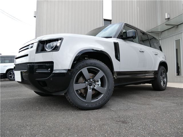 2026 LAND Rover DEFENDER — миниатюра 13