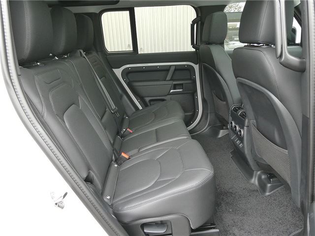 2026 LAND Rover DEFENDER — миниатюра 22