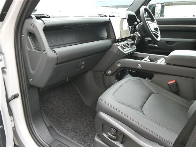 2026 LAND Rover DEFENDER — миниатюра 52