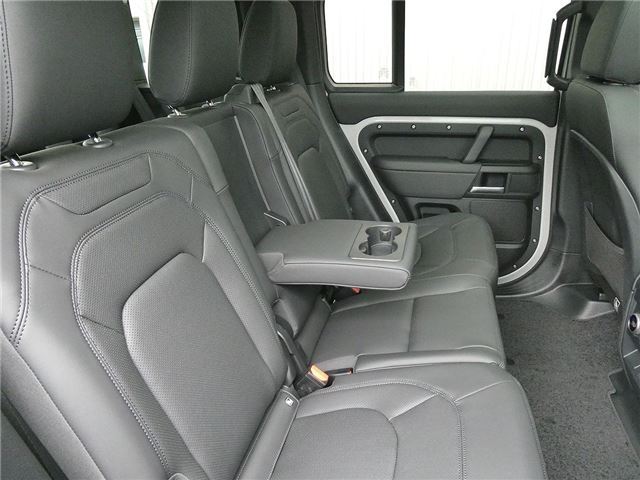 2026 LAND Rover DEFENDER — миниатюра 55