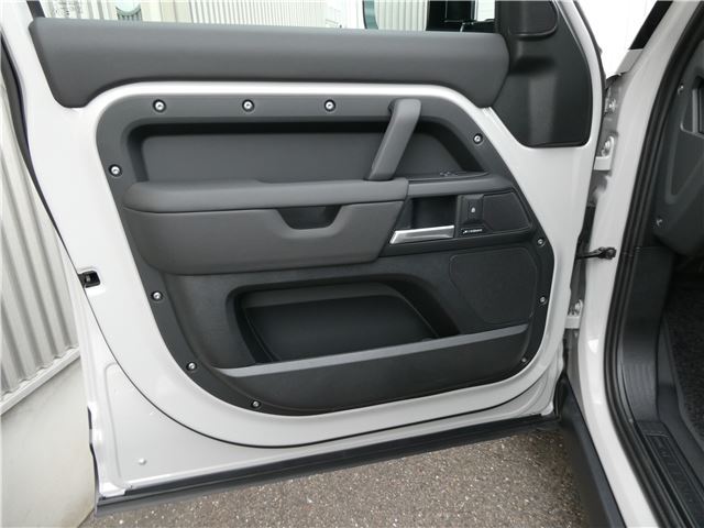 2026 LAND Rover DEFENDER — миниатюра 59