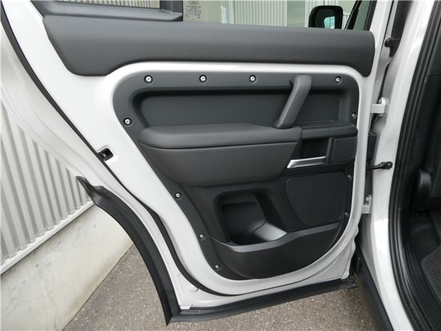 2026 LAND Rover DEFENDER — миниатюра 62