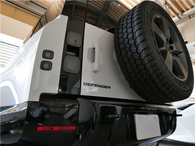 2026 LAND Rover DEFENDER — миниатюра 68