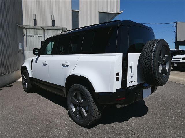 2026 LAND Rover DEFENDER — фото 9
