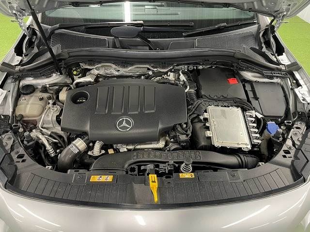 2021 Mercedes-BENZ GLA — миниатюра 14