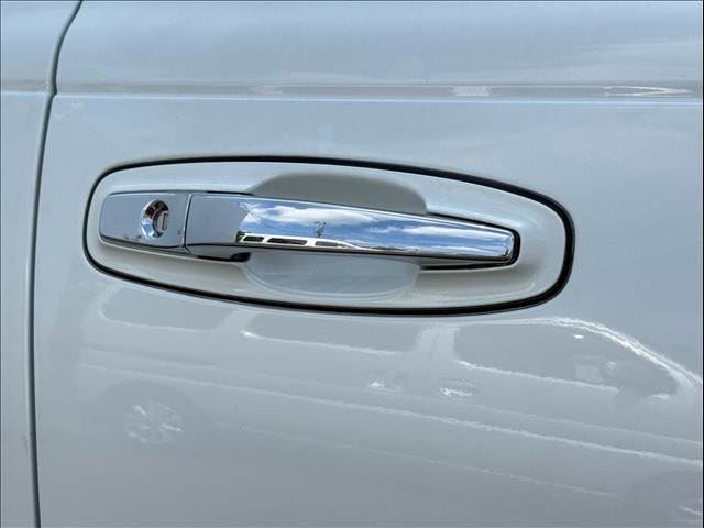صورة مصغرة 30 لـ 1998 Nissan CIMA