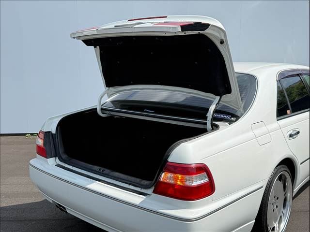 صورة مصغرة 35 لـ 1998 Nissan CIMA